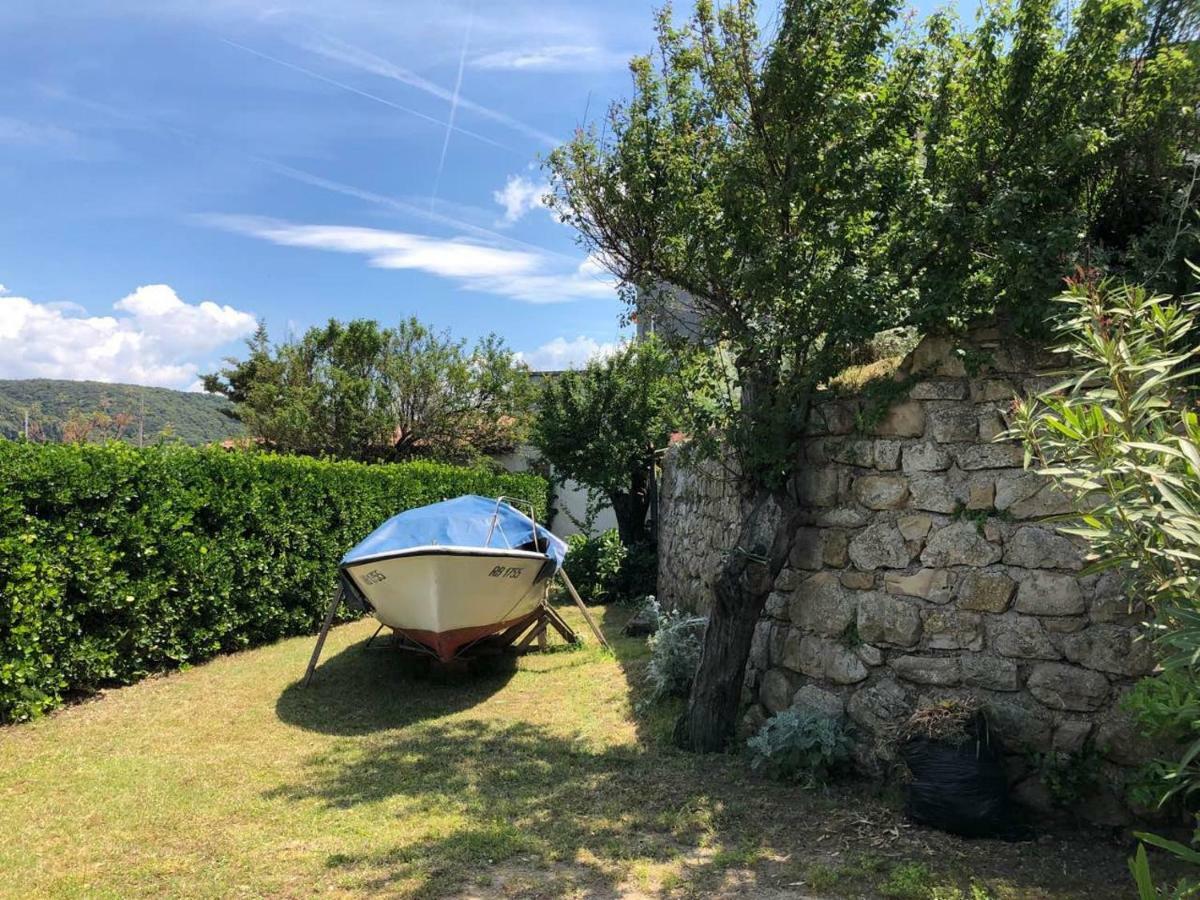 Apartments With Boat Mooring Marija Supetarska Draga Exterior foto