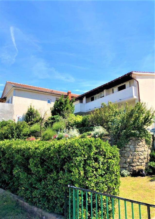 Apartments With Boat Mooring Marija Supetarska Draga Exterior foto